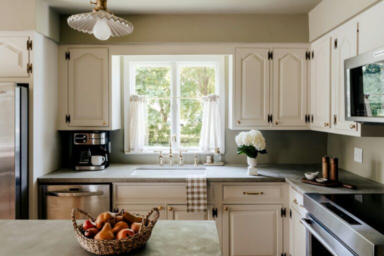 The Ultimate Guide to Choosing the Right Kitchen Appliances